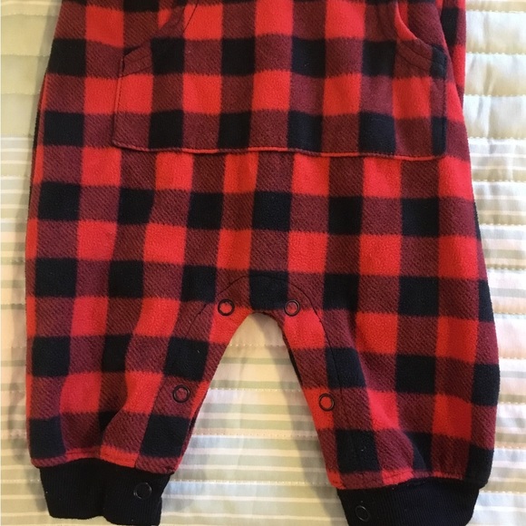 Carters, one piece flannel 3 Month Hooded, snaps. Black and red. Medium weight. - Picture 4 of 4